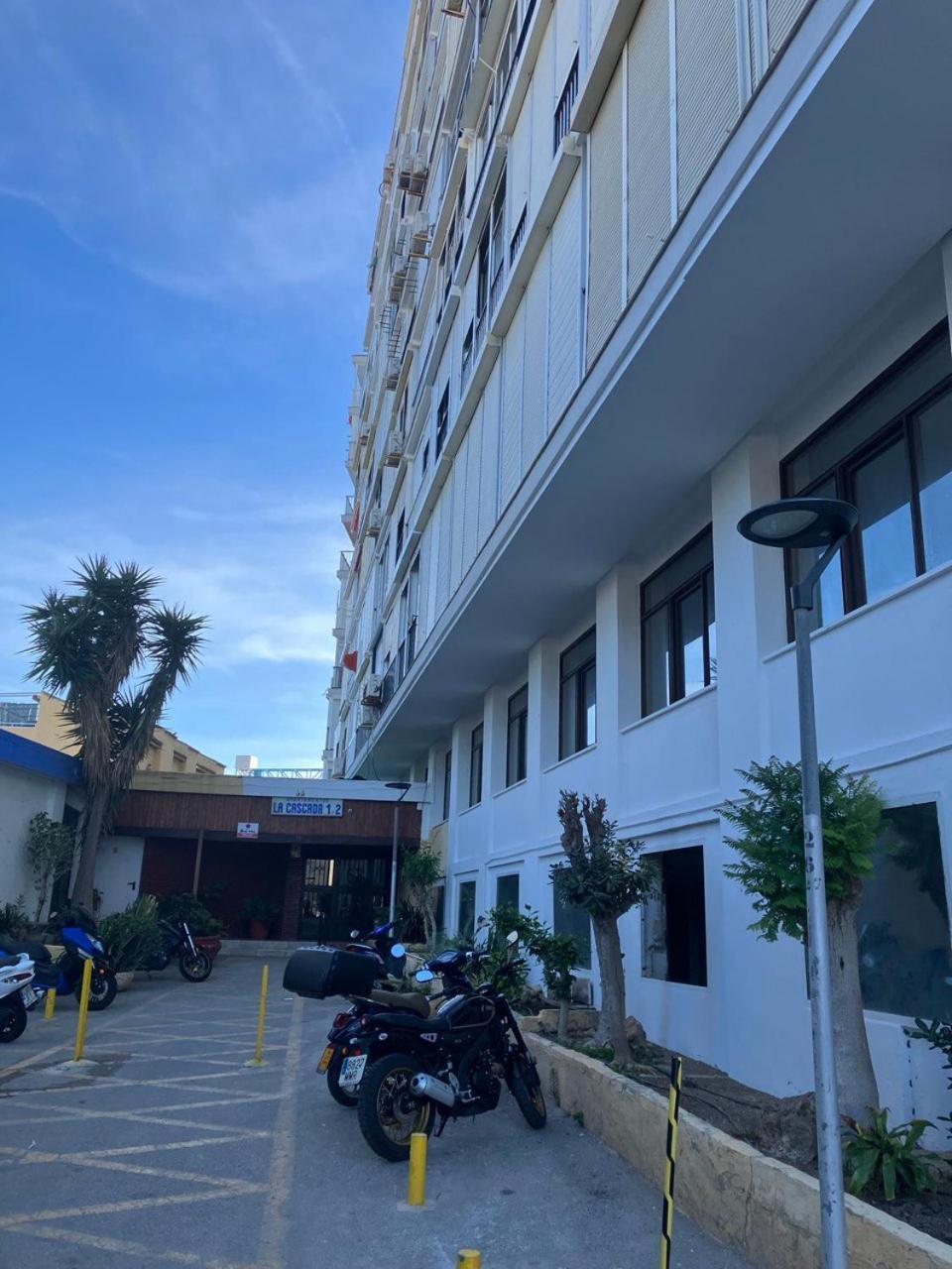 Inviting Studio With Sea View Torremolinos Exteriör bild